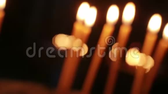 灯光高光和蜡烛视频的预览图