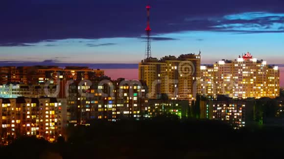 城市是一个的夜生活时光流逝视频的预览图