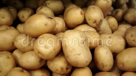 土豆是卖蔬菜的视频的预览图