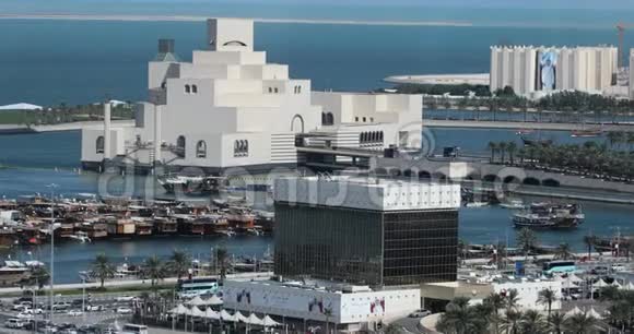 从上面可以看到伊斯兰艺术博物馆多哈卡塔尔视频的预览图