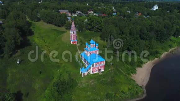 教会的偶像卡赞神之母航拍视频俄罗斯图塔耶夫视频的预览图