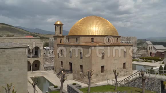 拉巴特堡垒的艾哈迈德清真寺视频的预览图