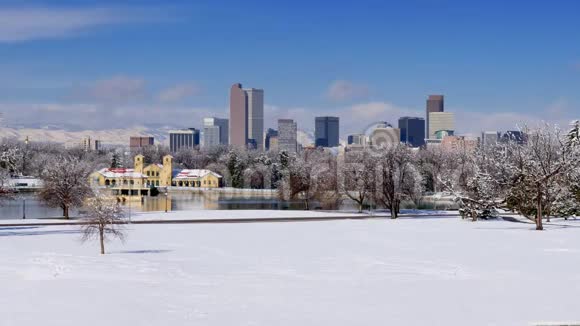 丹佛天际线冬季雪景拍摄时间过去视频的预览图