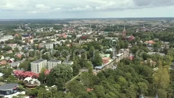 帕兰加立陶宛2019年7月帕兰加步行街和城市景观度假胜地的空中全景视频的预览图