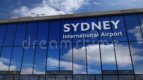在澳大利亚悉尼降落的飞机在机场的候机厅内视频的预览图