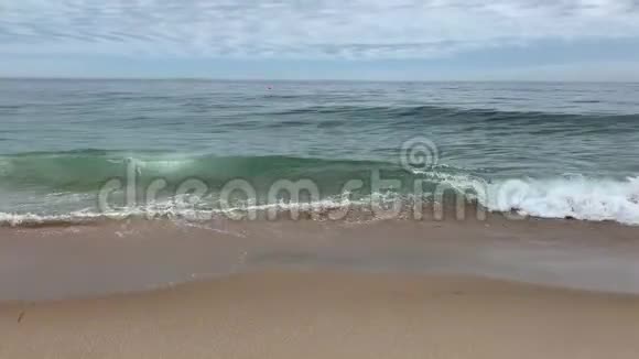 大西洋海浪东海岸海滩视频的预览图