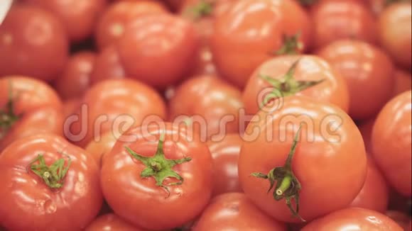 市场上的西红柿视频的预览图