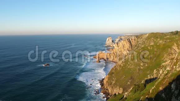 葡萄牙卡波达罗卡的悬崖欧洲最西的一点视频的预览图