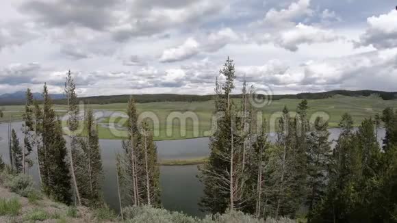 黄石怀俄明州的风景视频的预览图