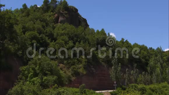 山路蒙特塞拉特景观西班牙视频的预览图