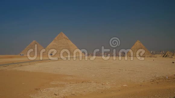 开罗Gyza大金字塔视频的预览图