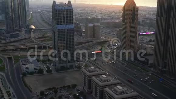 迪拜谢赫扎耶德路视频的预览图