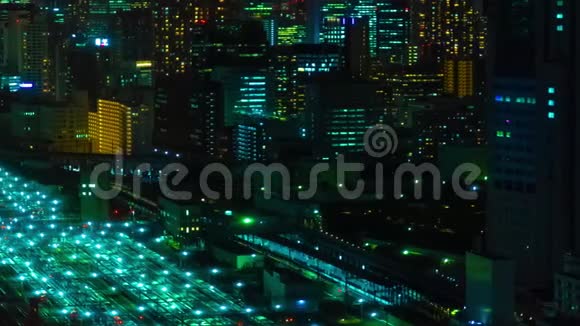 东京城市全景的夜晚时光高角度的长镜头视频的预览图