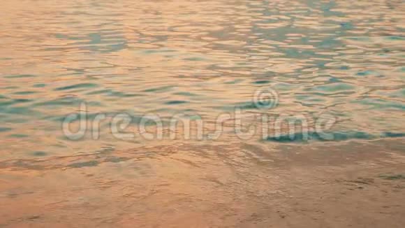 杜布罗夫尼克海滩日落视频的预览图