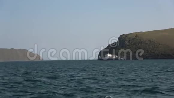 小海直上贝加尔湖的景观视频的预览图