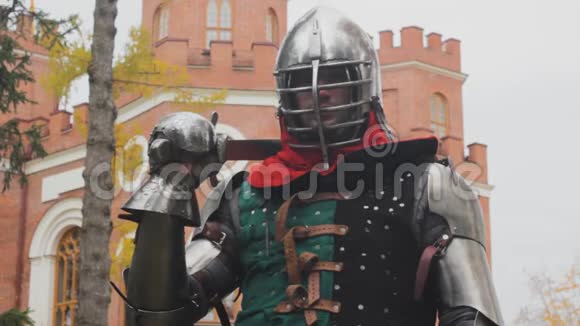 骑士战士发表演说中世纪战场历史视频的预览图