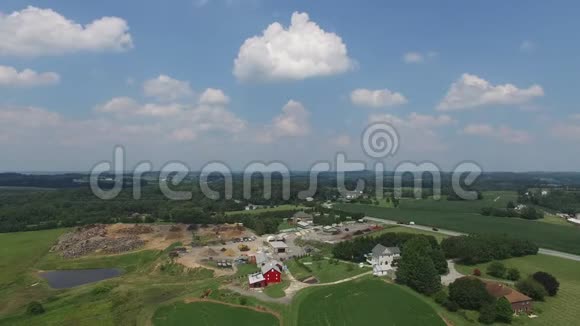 美国马里兰农村社区农场到教堂的全景天线视频的预览图