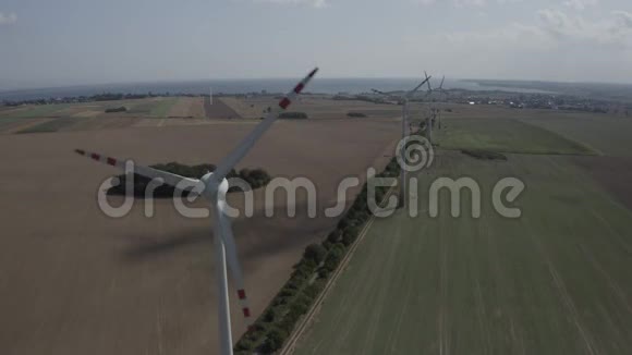 生态能源风力机一半中部视频的预览图