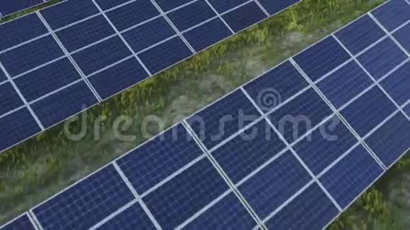 飞越太阳能电池板发电厂视频的预览图