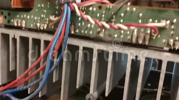 电子电器内部维修电器板视频的预览图