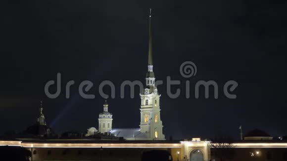 彼得堡彼得堡和保罗堡的钟楼视频的预览图