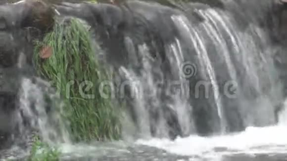 小瀑布附近的MAllehuset视频的预览图