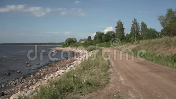 波罗的海沿岸的道路视频的预览图