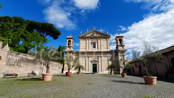 圣教阿纳斯塔西亚意大利罗马在晴朗的一天在蓝天上旅游目的地视频的预览图