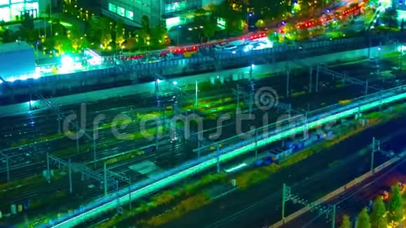 东京新川铁路高速长镜头变焦夜间时间推移视频的预览图