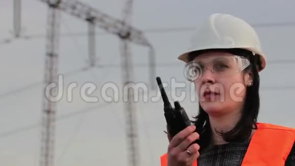 高压女工程师视频的预览图