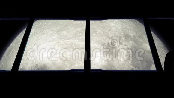 宇航员从航天飞机上看月亮视频的预览图