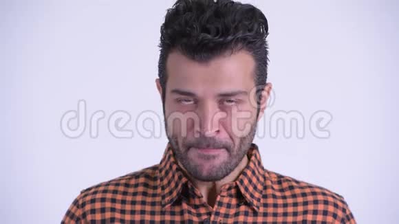 一张愤怒的胡须波斯时髦男人的脸视频的预览图