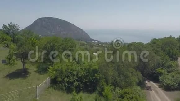 克里米亚的空中景观与阿育达格峰视频的预览图
