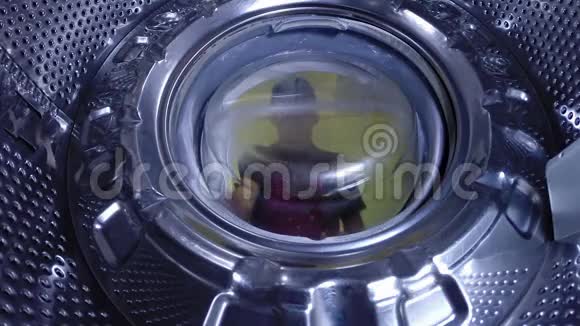 洗衣机维修师傅视频的预览图
