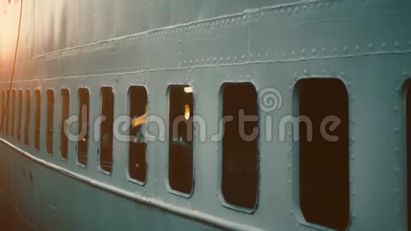 旧战舰的4K细节战舰窗口视频的预览图