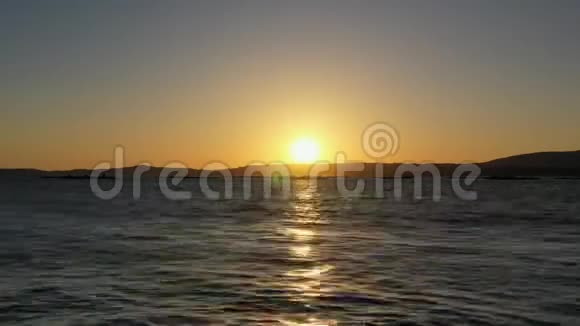 日落的海洋时间流逝视频的预览图