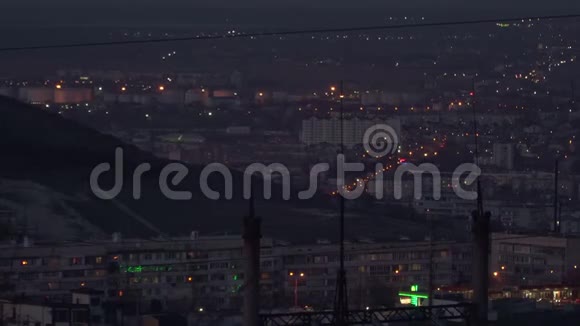 黄昏的夜城景色视频的预览图