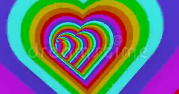 抽象带红色隧道心彩虹抽象背景未来的隧道心脏形状明亮的霓虹灯背景视频的预览图