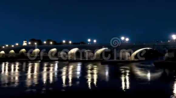 斯泰纳BrAcke在雷根斯堡的夜间延时视频的预览图