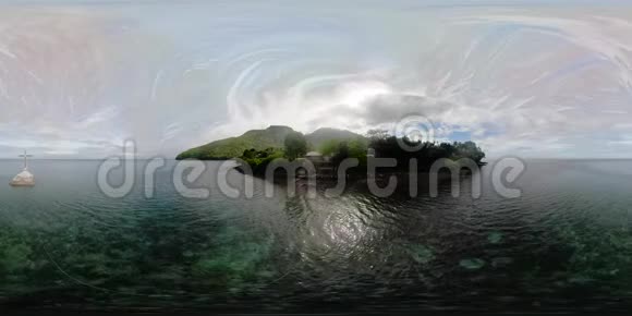 菲律宾Camiguin岛的Sunken公墓十字路口360VR视频的预览图