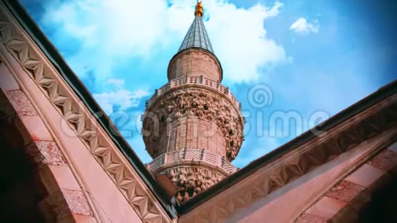 蓝色清真寺的尖塔伊斯坦布尔Sultanahmet清真寺伊斯兰教宗教穆斯林视频的预览图