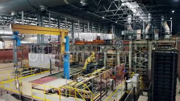 砖厂的宽敞单位现代自动化工厂设备视频的预览图