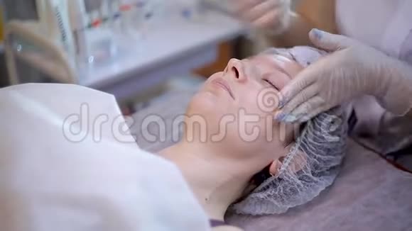 面部皮肤问题皮肤治疗视频的预览图