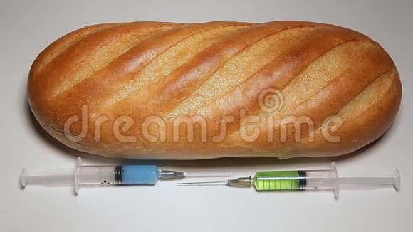 面包注射器手套白底高清镜头视频的预览图