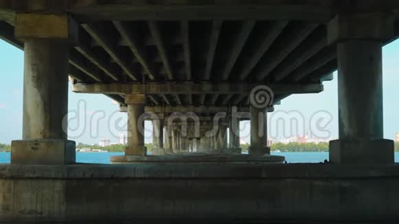 过江管道桥透视图视频的预览图