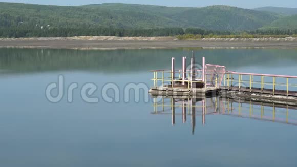 火电灰渣场废水湖景观环境污染问题视频的预览图