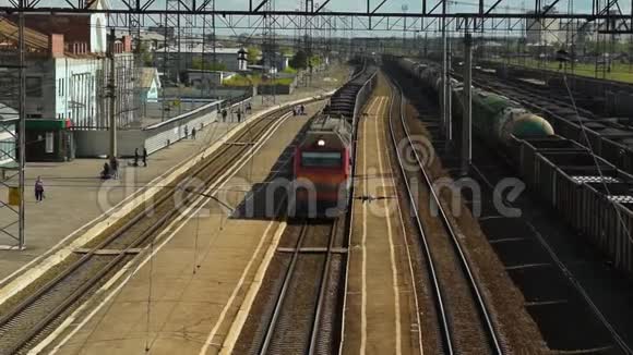 运煤列车通过小站视频的预览图