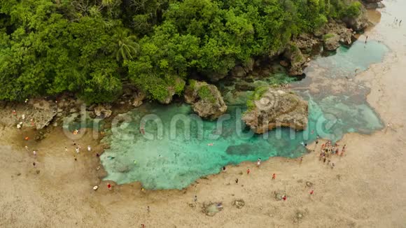 Magpupungko天然岩石池菲律宾西亚高视频的预览图