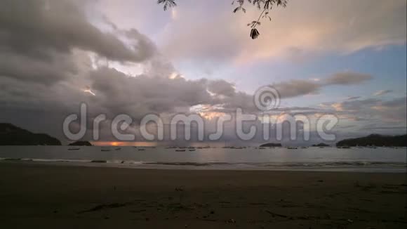 日落雷暴时间流逝哥斯达黎加视频的预览图