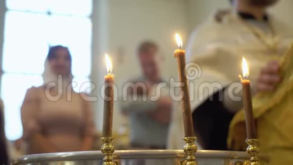 洗礼仪式字体视频的预览图